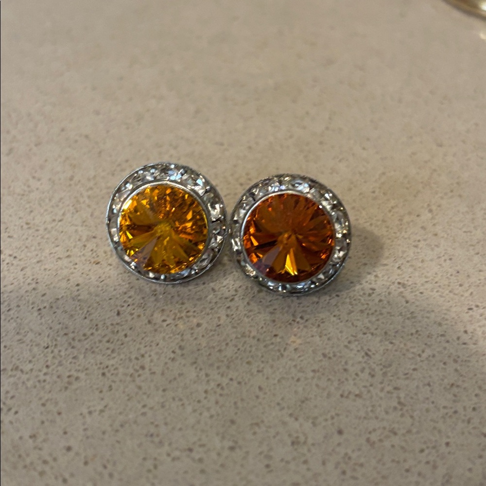 Elegant Vintage Orange Citrine and Pyrite Stud Earrings - Picture 6 of 8